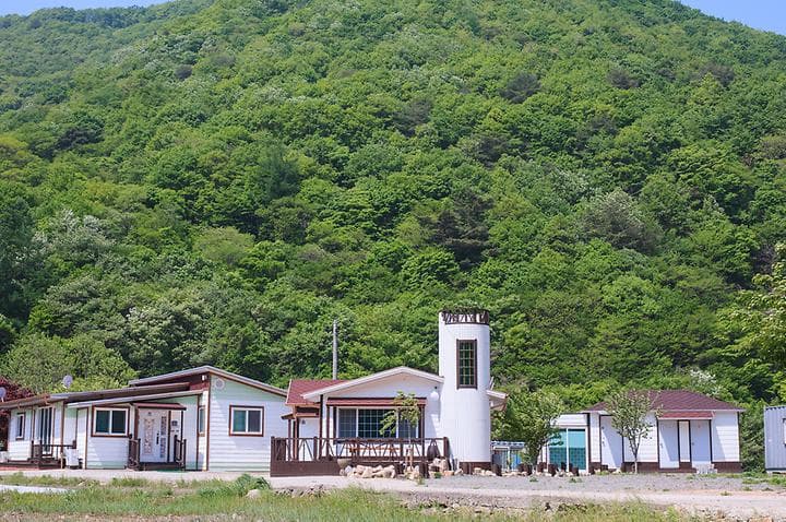 청석들캠핑장 대표 사진