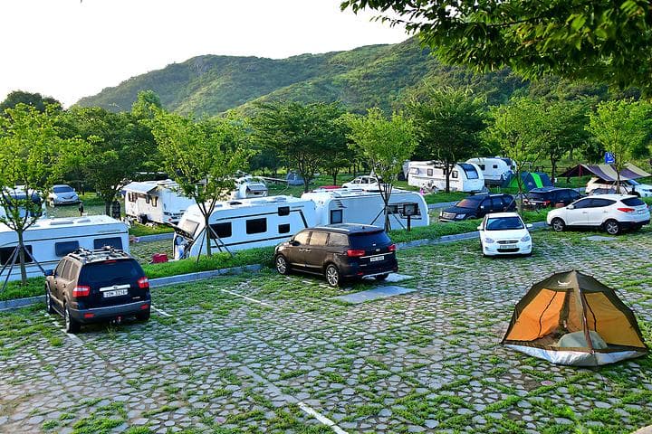 황매산 별쿵 캠핑장 대표 사진
