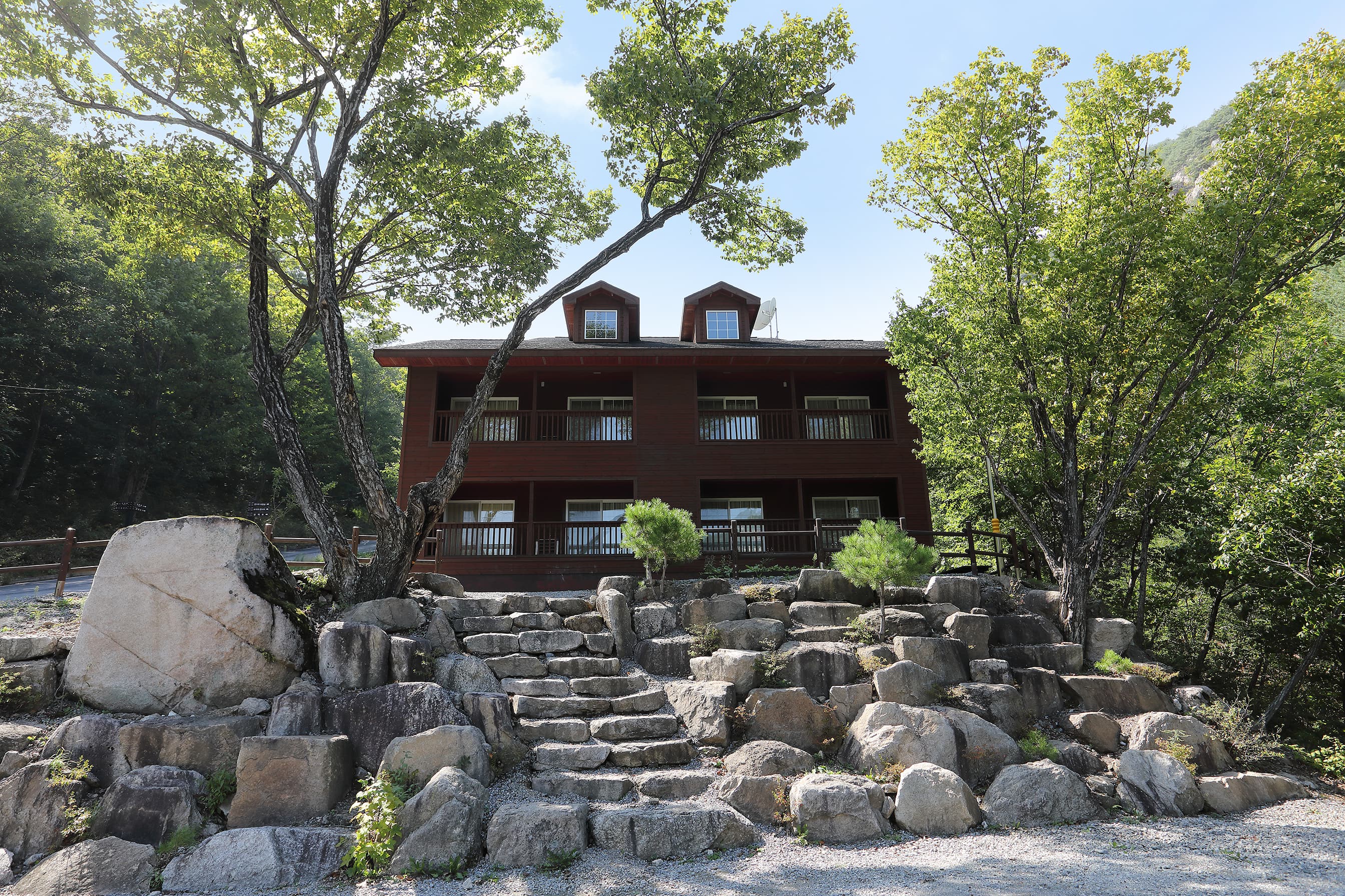 황정산자연휴양림야영장 사진 24