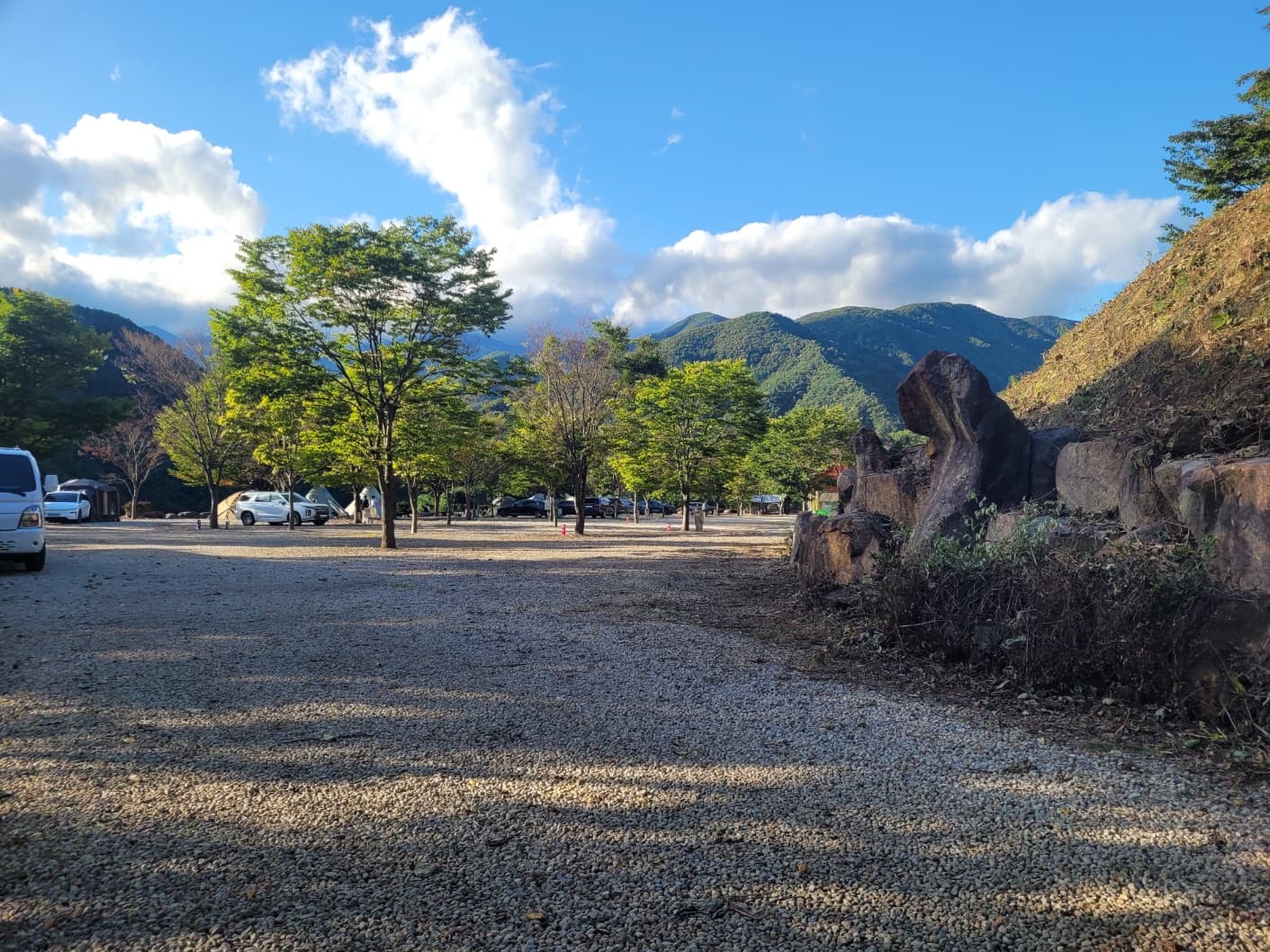 지리산 당근 오토캠핑장 사진 11